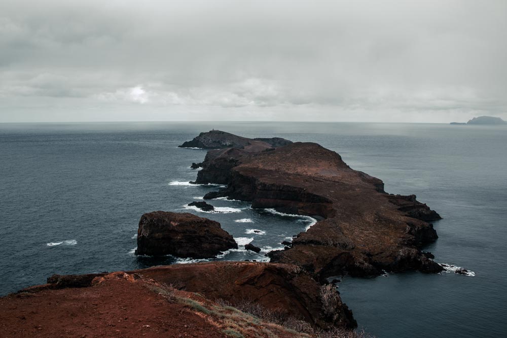 Das-Ende-der-Ponta-de-São-Lourenço-belohnt-uns-mit-einer-tollen-Aussicht