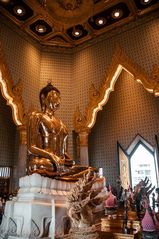 Goldener-Buddha-im-Wat-Traimit