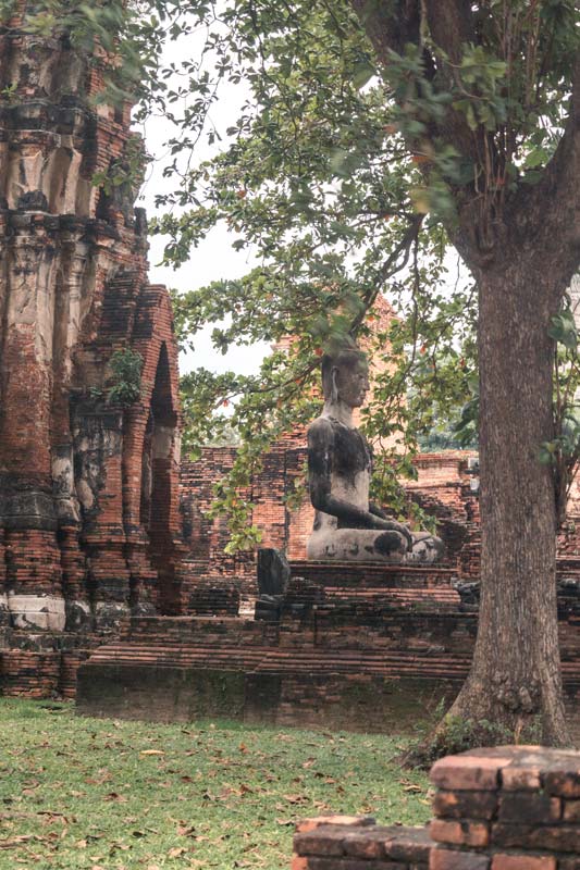 Ayutthaya-Statue-im-Wat-Mahathat