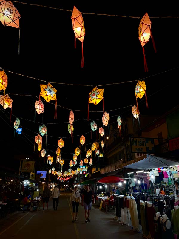 Pai-Walking-Street