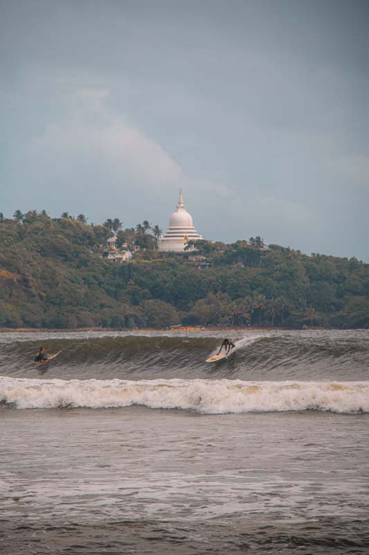 Surfen-bei-Unawatuna