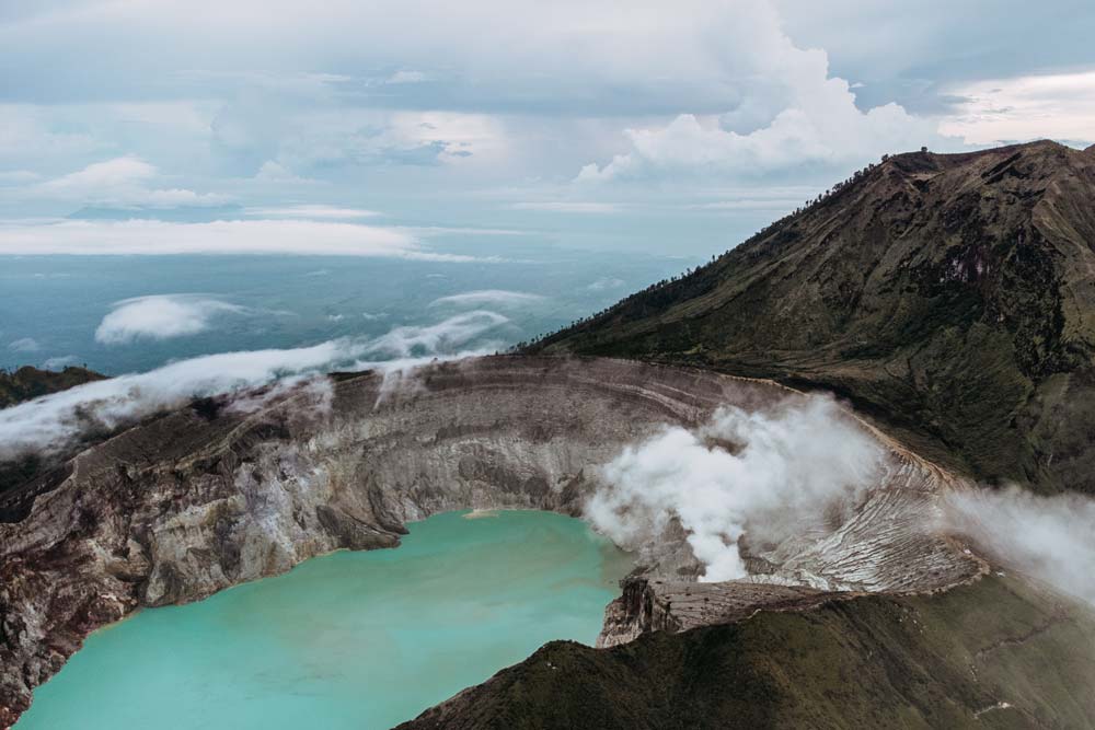 Der-Vulkan-Ijen-auf-Java-Rundreise-Indonesien