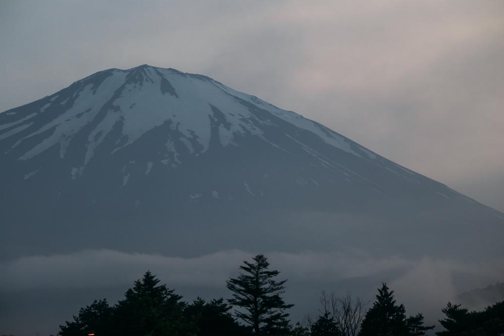 Fuji-San-in-der-Ferne