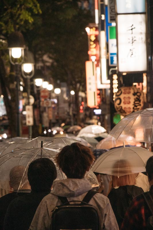 Menschenmasse-in-Shibuya