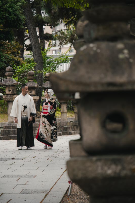 japanisches-Paar-im-Sumiyoshi-Taisha