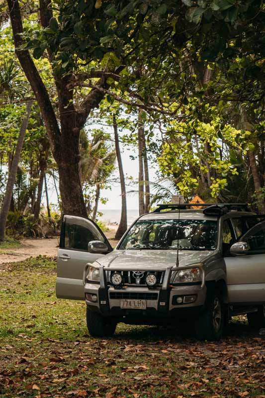 Wir-schlagen-unser-Camp-im-Daintree-auf