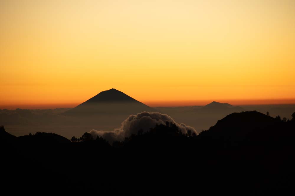 Sonnenuntergang-über-Bali-von-Rinjani-aus