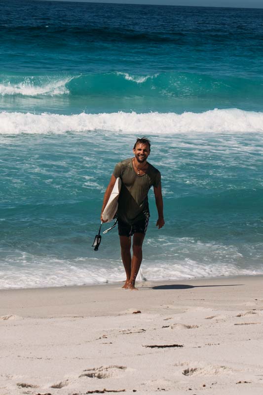 Ich-surfe-am-Bay-of-Fires